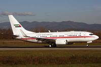 A6-HRS @ BSL - inbound from the Emirates - by eap_spotter