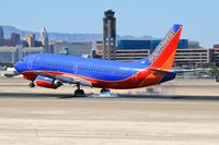 N626SW @ LAS - Southwest Airlines N626SW touching down on RWY 25L.