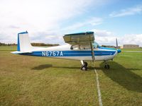 N6757A @ KFBL - Cessna 172 - by Mark Pasqualino