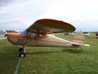 N77218 @ KFBL - Cessna 140