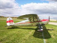 N3516V @ KFBL - Cessna 140