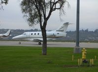 N460AS @ CMA - 2001 Raytheon Beech 390 PREMIER 1, two Williams FJ44-2A turbofans 2,300 lb st each, Light business jet departing ramp - by Doug Robertson