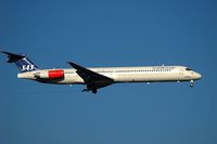 LN-ROB @ FRA - McDonnell Douglas MD-90-30 - by Volker Hilpert