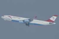 OE-LAG @ VIE - Austrian Airlines Airbus 340-200 - by Yakfreak - VAP
