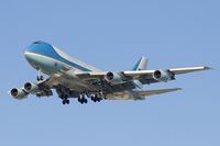 92-9000 @ LAX - Air Force One, with President George W. Bush on-board, on approach to RWY 24L at LAX.