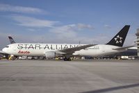 OE-LAY @ VIE - Lauda Air Boeing 767-300 in Star Alliance colors - by Yakfreak - VAP