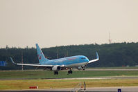D-AHLR @ FRA - Landing with some cross-wind - by Micha Lueck