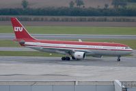 D-ALPG @ VIE - On the way to the parking stand. - by Andy Graf-VAP