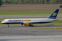 TF-CIB @ VIE - On the way to RWY29 for take off.
