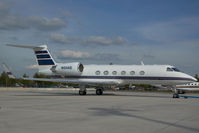 N104AD @ VIE - Gulfstream 4