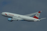 OE-LPC @ VIE - Austrian Airlines Boeing 777-200 - by Yakfreak - VAP