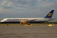 TF-CIB @ VIE - Icelandair Cargo Boeing 757-200F