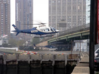 N318PD - final approach at Heliport East 33rd Street / NY - by Jens Goetzke
