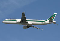 I-BIXL @ LHR - Italian Airbus - by Kevin Murphy