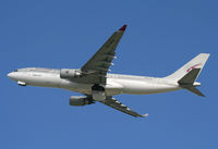A7-ACA @ LHR - Plain looking Qatar - by Kevin Murphy