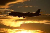 9A-CTF @ VIE - Croatia Airlines Airbus 320 - by Yakfreak - VAP