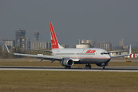 OE-LNP @ VIE - Lauda Air Boeing 737-800 - by Yakfreak - VAP