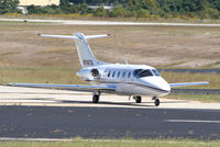 N768TA @ PDK - Taxing to Runway 2R - by Michael Martin