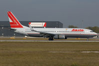 OE-LNP @ VIE - Lauda Air Boeing 737-800 - by Yakfreak - VAP