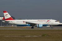 OE-LBO @ VIE - Austrian Airlines Airbus 320