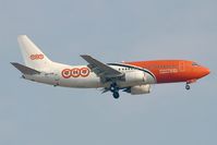OO-TNE @ VIE - TNT B737-300 - by Andy Graf-VAP