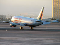 N307AW @ KLAS - America West Airlines / 1990 Boeing 737-3G7