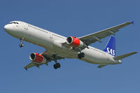 OY-KBH @ SVO - Landing at SVO