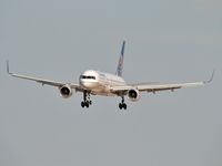 N14118 @ KLAS - Continental Airlines / 1997 Boeing 757-224 - by Brad Campbell
