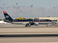 N621AU @ KLAS - US Airways / 1993 Boeing 757-2B7 - by Brad Campbell