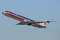 N555AN @ LAX - American Airlines N555AN (FLT AAL1176) climbing out from RWY 25R enroute to San Antonio Int'l (KSAT). - by Dean Heald