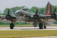 N900RW @ KOSH - EAA AirVenture 2005