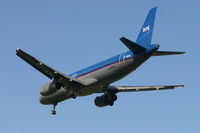 G-MIDZ @ BRU - short to land on rwy 25R