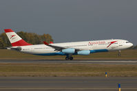 OE-LAG @ VIE - Austrian Airlines Airbus 340-200 - by Yakfreak - VAP