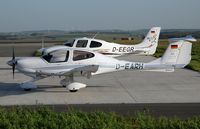 D-EARH @ ZQW - Diamond Aircraft DA 40TDI Diamond Star - by Volker Hilpert