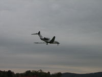 N907QS @ IPT - Arriving from Scottsdale, AZ.  Landing assured. - by Sam Andrews