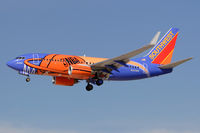N224WN @ LAS - Southwest Airlines N224WN Slam Dunk One (FLT SWA1922) from Nashville Int'l (KBNA) on final approach to RWY 25L.
