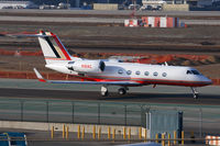 N18AC @ LAX - Eighteen LLC N18AC taxiing to transient parking after arrival on the north complex.