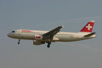 HB-IJP @ EBBR - descending to rwy 25L