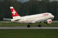 HB-IPR @ ZRH - short final RWY 16