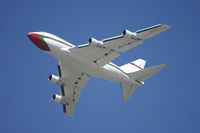 A4O-SO @ MCT - VIP Aircraft flying politicians over the city of Muscat - by R. Staller