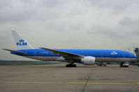 PH-BQM @ CGN - visitor - by Wolfgang Zilske