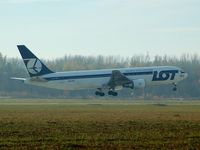 SP-LPB @ KRK - Lot - by Artur Bado?