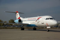 OE-LFL @ VIE - Austrian Arrows Fokker 70 - by Yakfreak - VAP