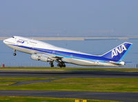 JA402A @ RJTT - B.747