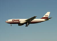 OO-DLI @ LHR - AIRBUS 300