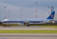 D-AVZT @ XFW - Airbus A321-231 - by Volker Hilpert