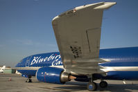 TF-BBE @ VIE - Bluebird Cargo Boeing 737-300 - by Yakfreak - VAP