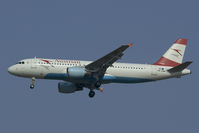 OE-LBN @ VIE - Austrian Airlines