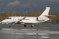 VP-CGc @ VIE - Falcon 2000