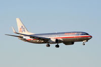 N902AN @ ATL - On final for Runway 9R - by Michael Martin